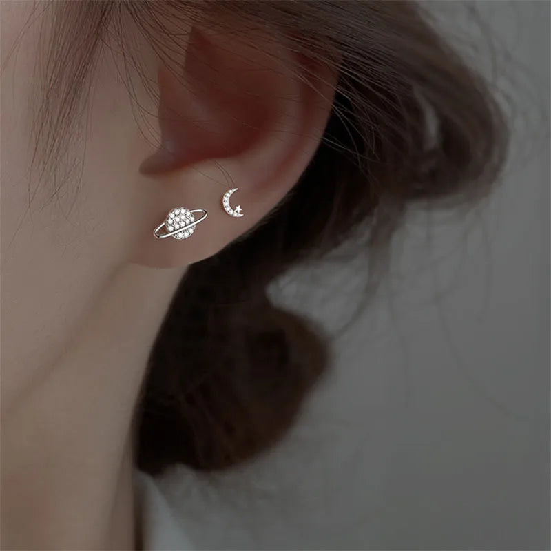 Simple Piercing Stud Earrings