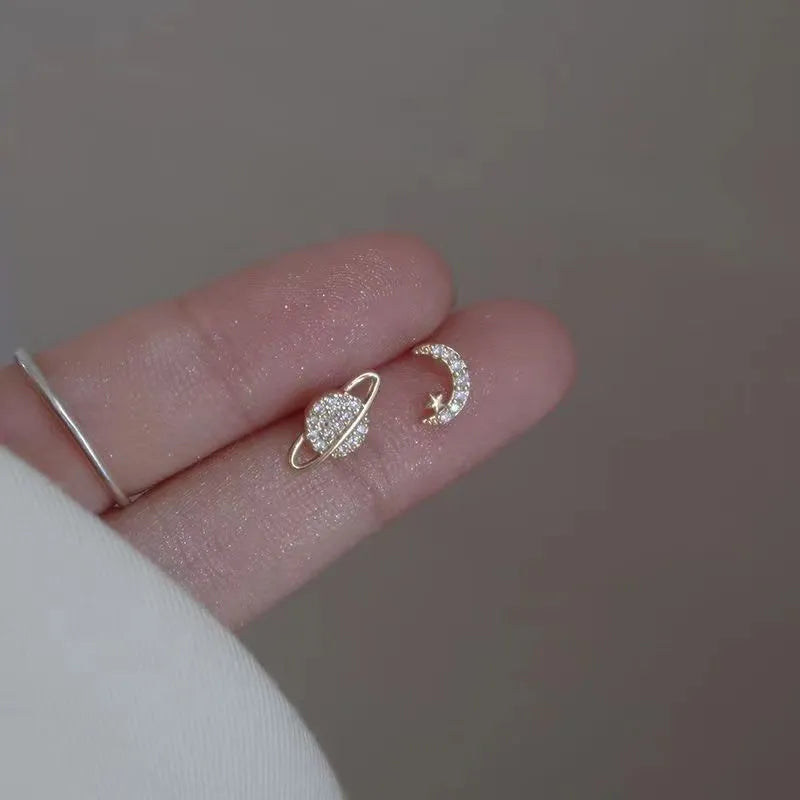 Simple Piercing Stud Earrings