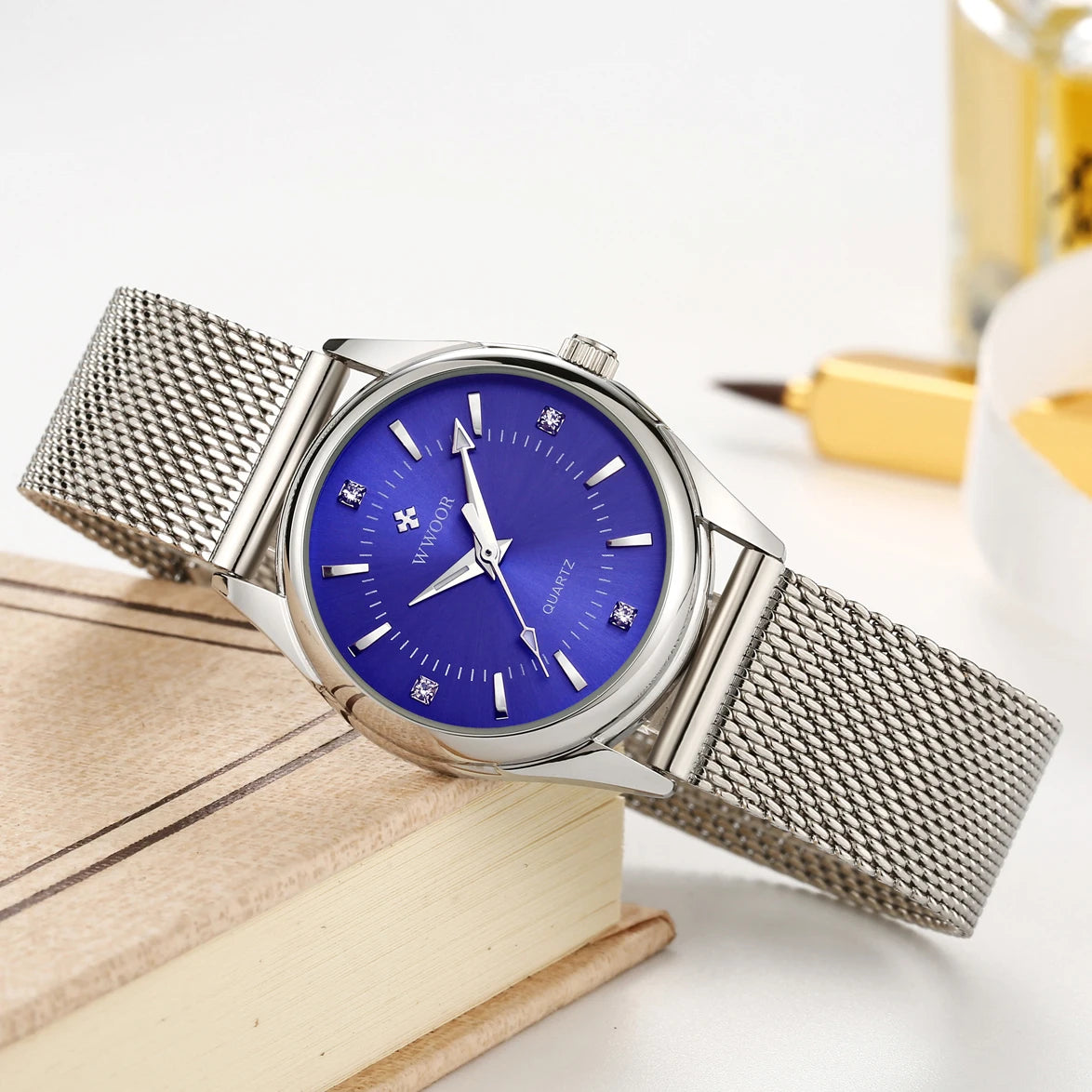 Elegant Simple Waterproof Women’s Quartz Wristwatch