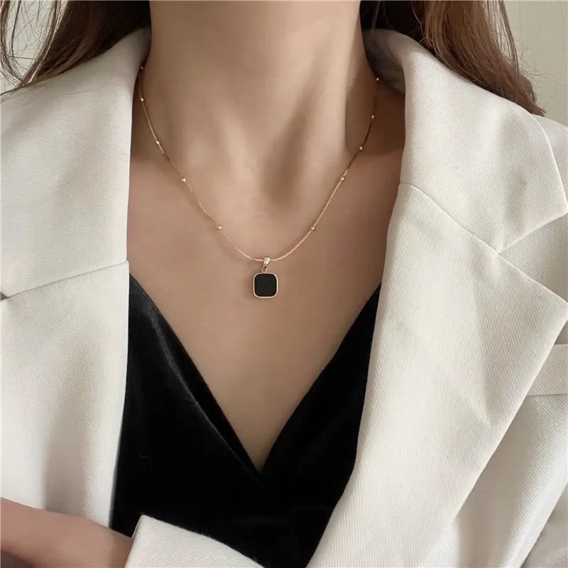 Exquisite Minimalist Square Pendant Choker Necklace
