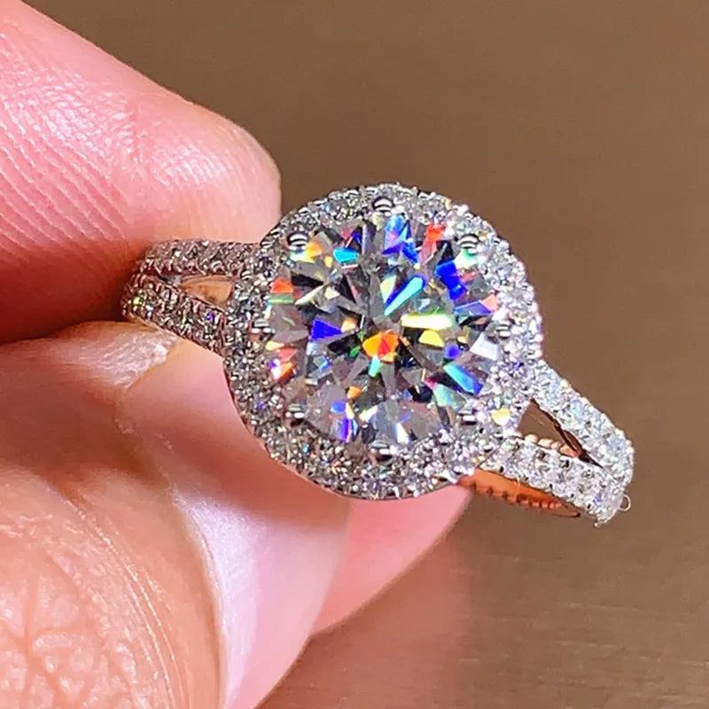 Metal Inlaid Boutique White Zircon Ring