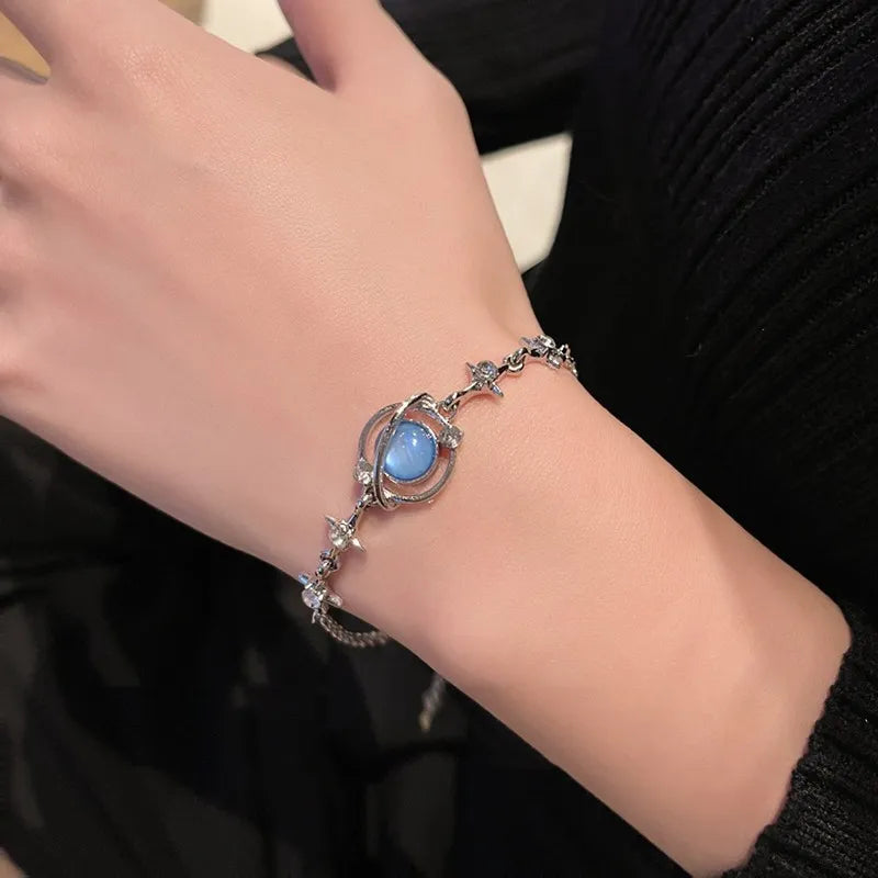Sparkling Hollow Heart Bracelet