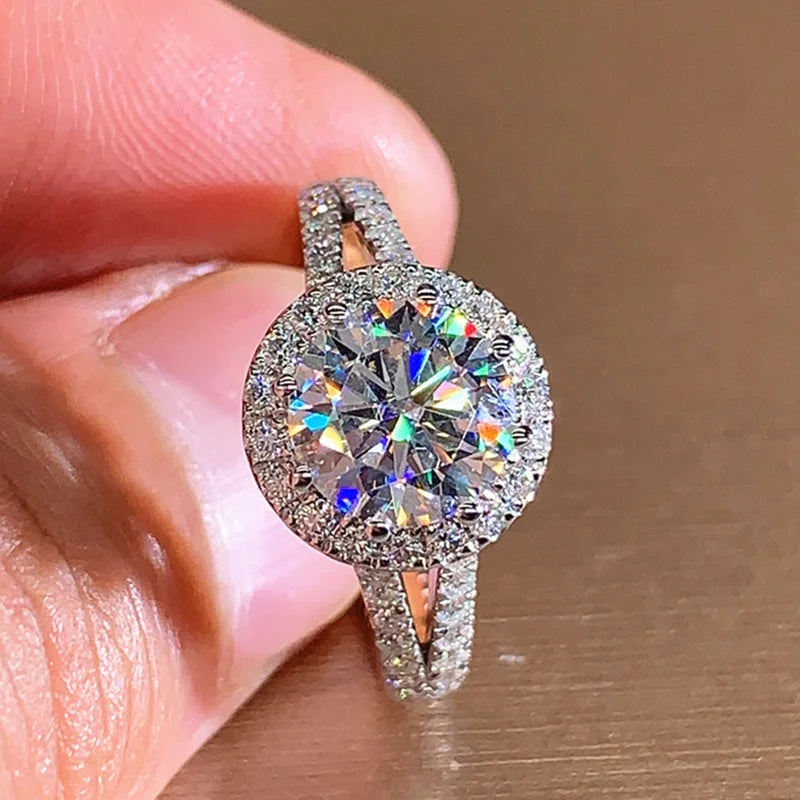 Metal Inlaid Boutique White Zircon Ring